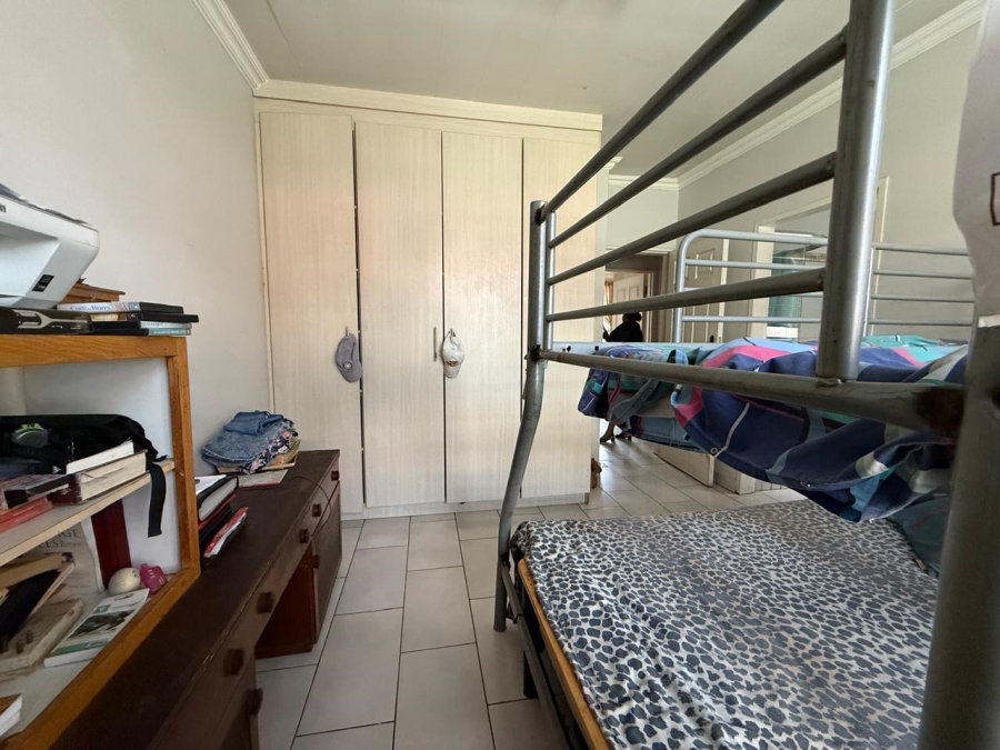 2 Bedroom Property for Sale in Waterval East North West